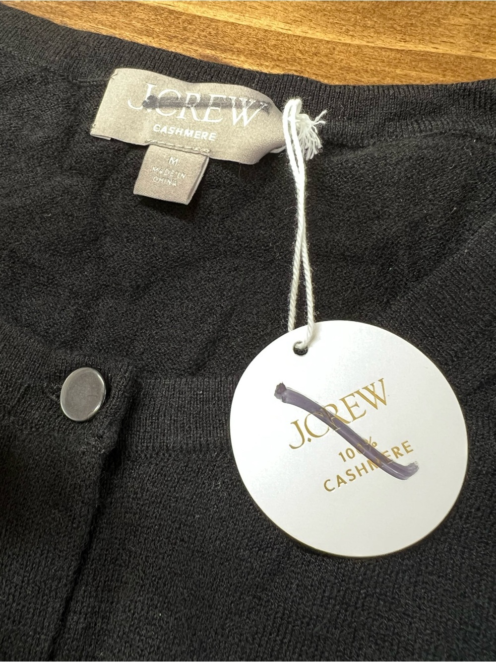 J. Crew Featherweight cashmere cardigan in Black Size Medium - Picture 7 of 10